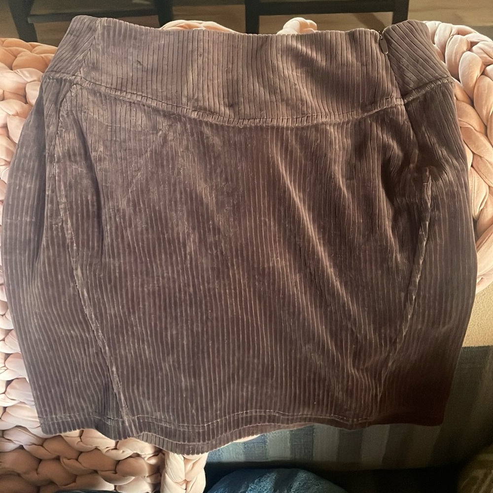 Lululemon scuba soft corduroy mini skirt